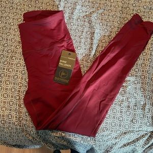 90 degree leggings brand new never worn,original tags!